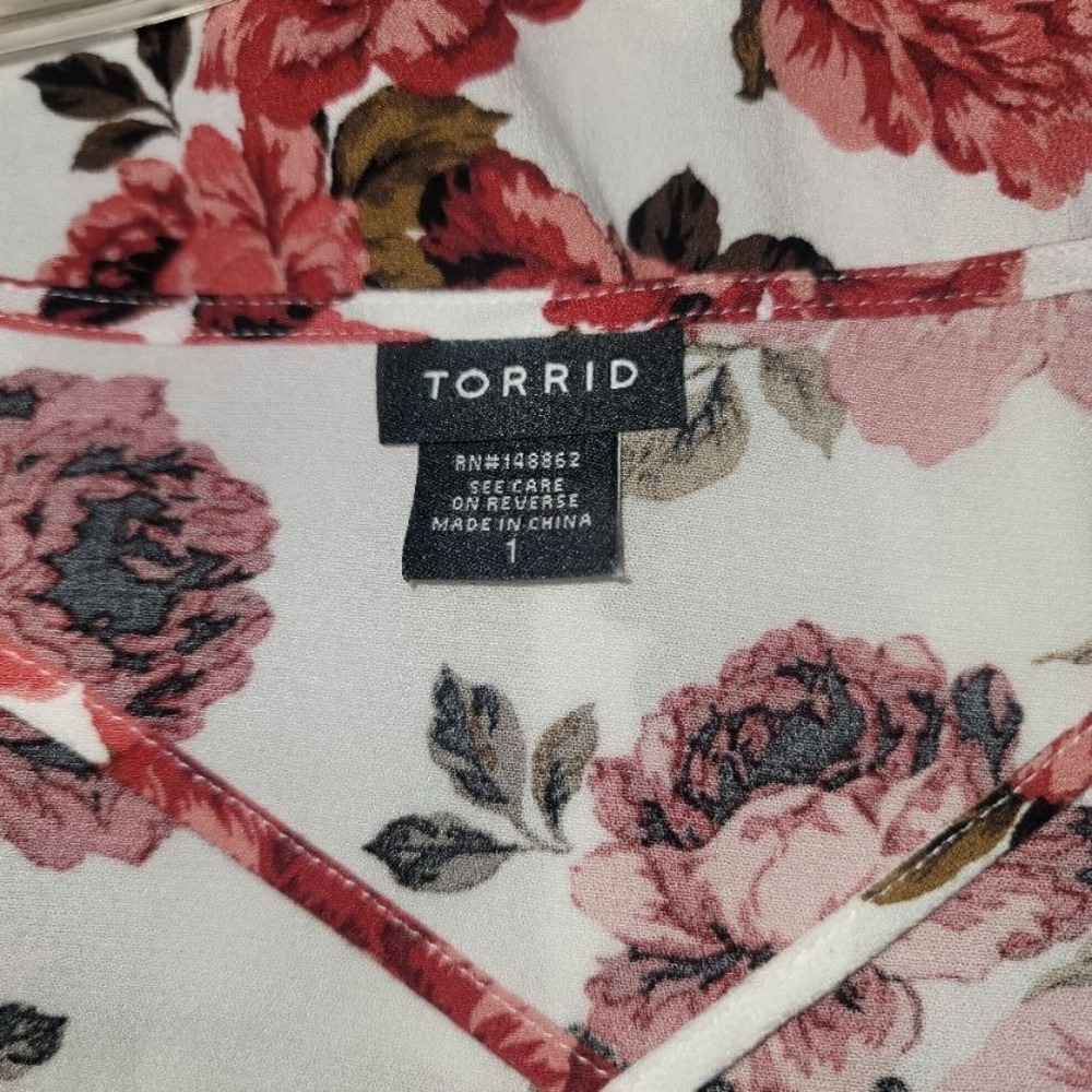 Torrid Womens Size1 Floral Top Boho Summer Beachy Vacation Work Prairie Flowy - Picture 7 of 8